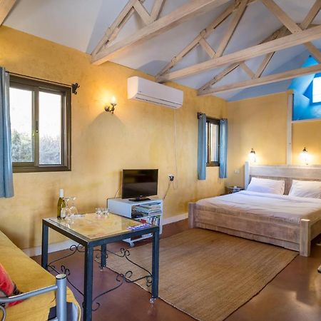 Si-Har Chalets Nimrod Bagian luar foto